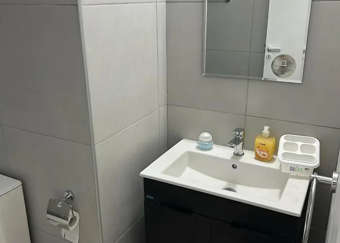 The Relaxing * Paralimni